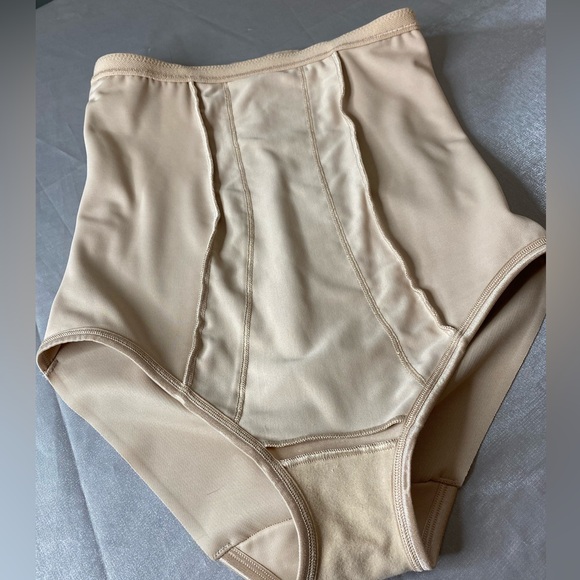 Miraclesuit High Waist Shaping brief. EUC! Size Large - Picture 5 of 7